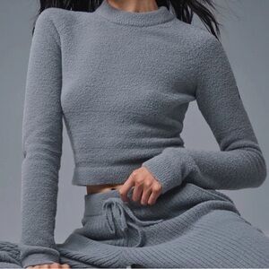 ALO SET: Soft Fuzzy Crop Crewneck Sweater with pants (XS) in Steele